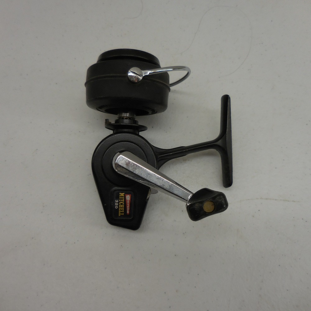 Vintage Garcia Mitchell 320 Spinning Fishing Reel Made in France Black Chrome